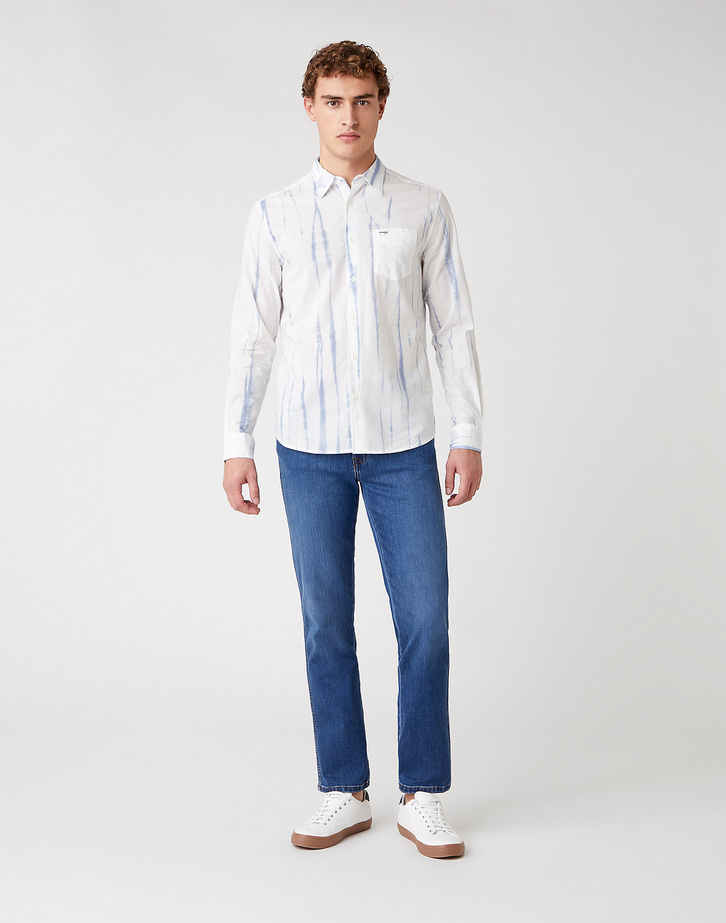 Long Sleeve One Pocket Shirt in White alternative view 1