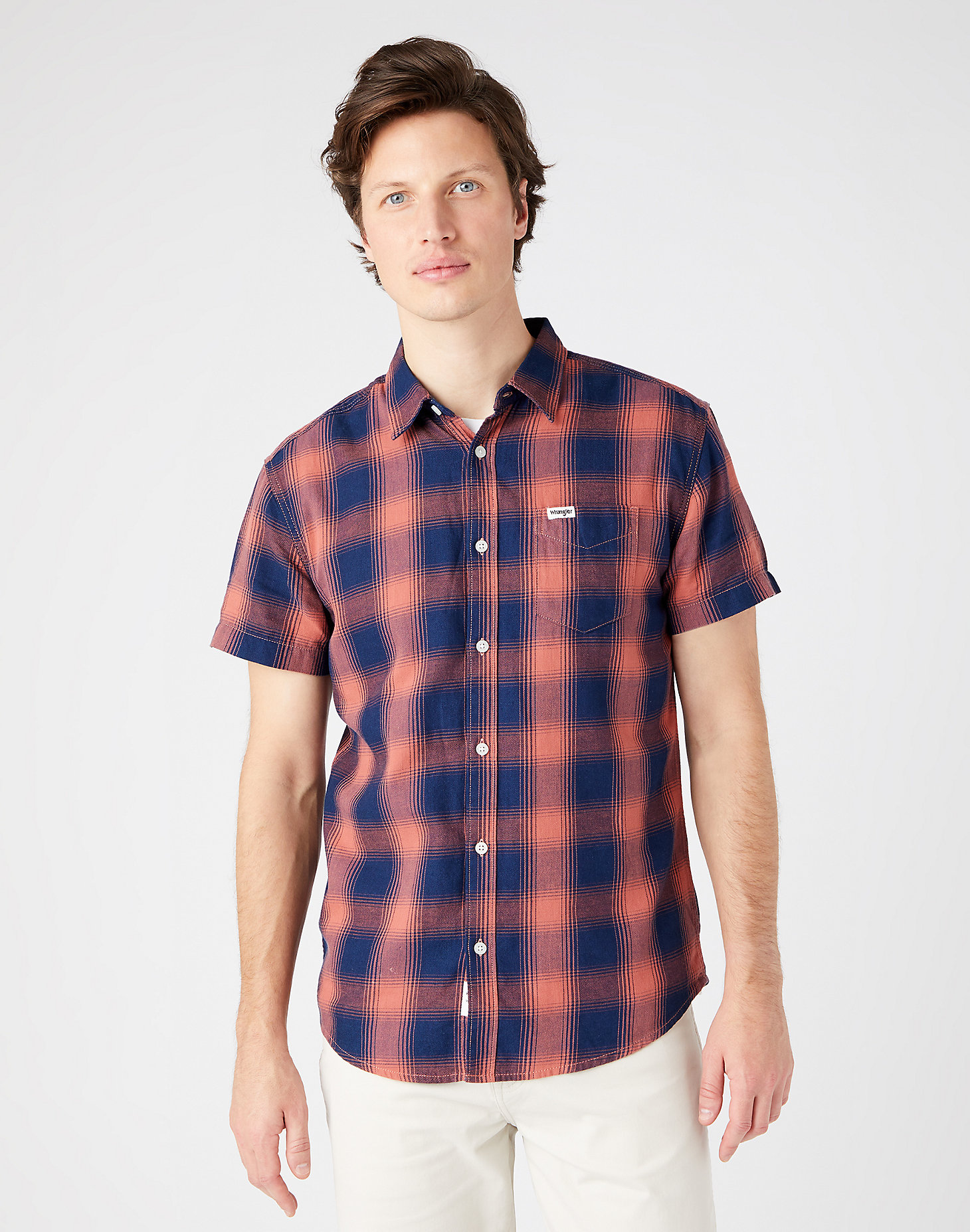 Short Sleeve One Pocket Shirt in Sundrenched Blu main view