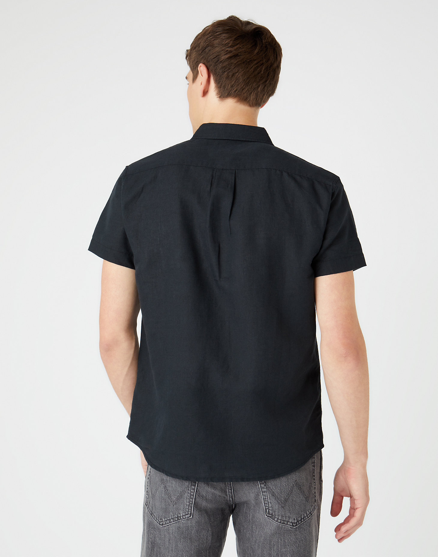 Short Sleeve One Pocket Shirt in Faded Black alternative view 2