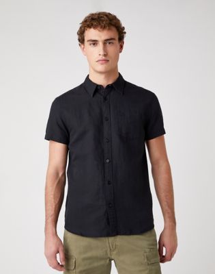 Short Sleeve One Pocket Shirt in Black