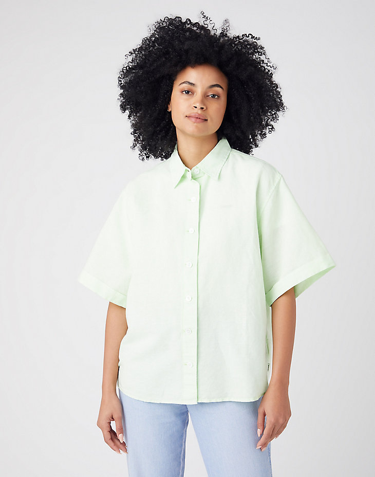 Relaxed Summer Shirt in Seacrest Green alternative view