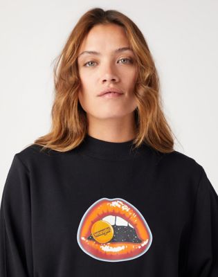 Wrangler hot sale black sweatshirt