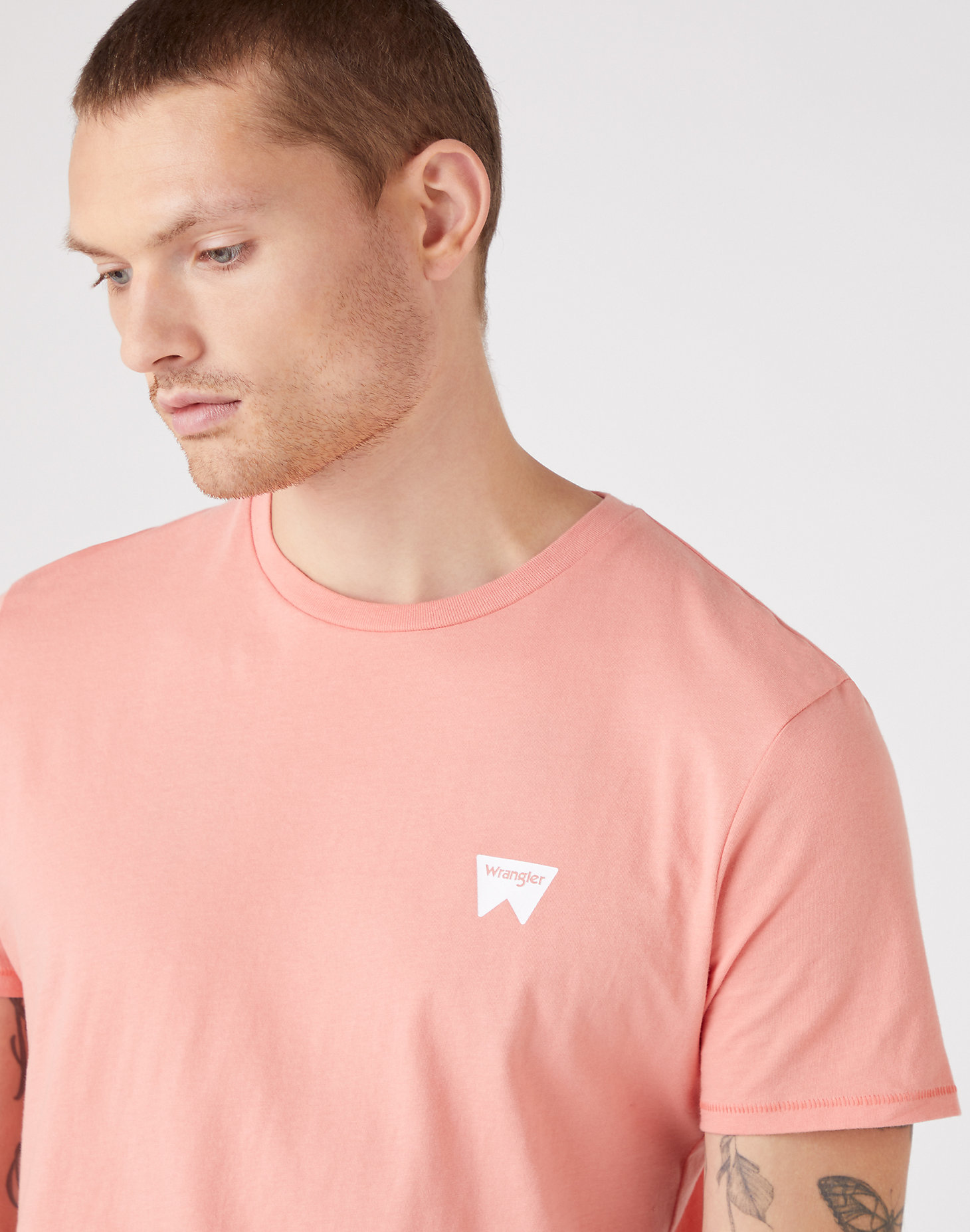 Sign Off Tee in Spiced Coral alternative view 3
