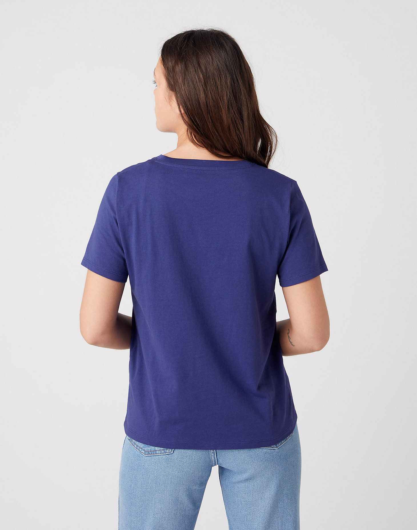 Round Tee in Blue Ribbon alternative view 2