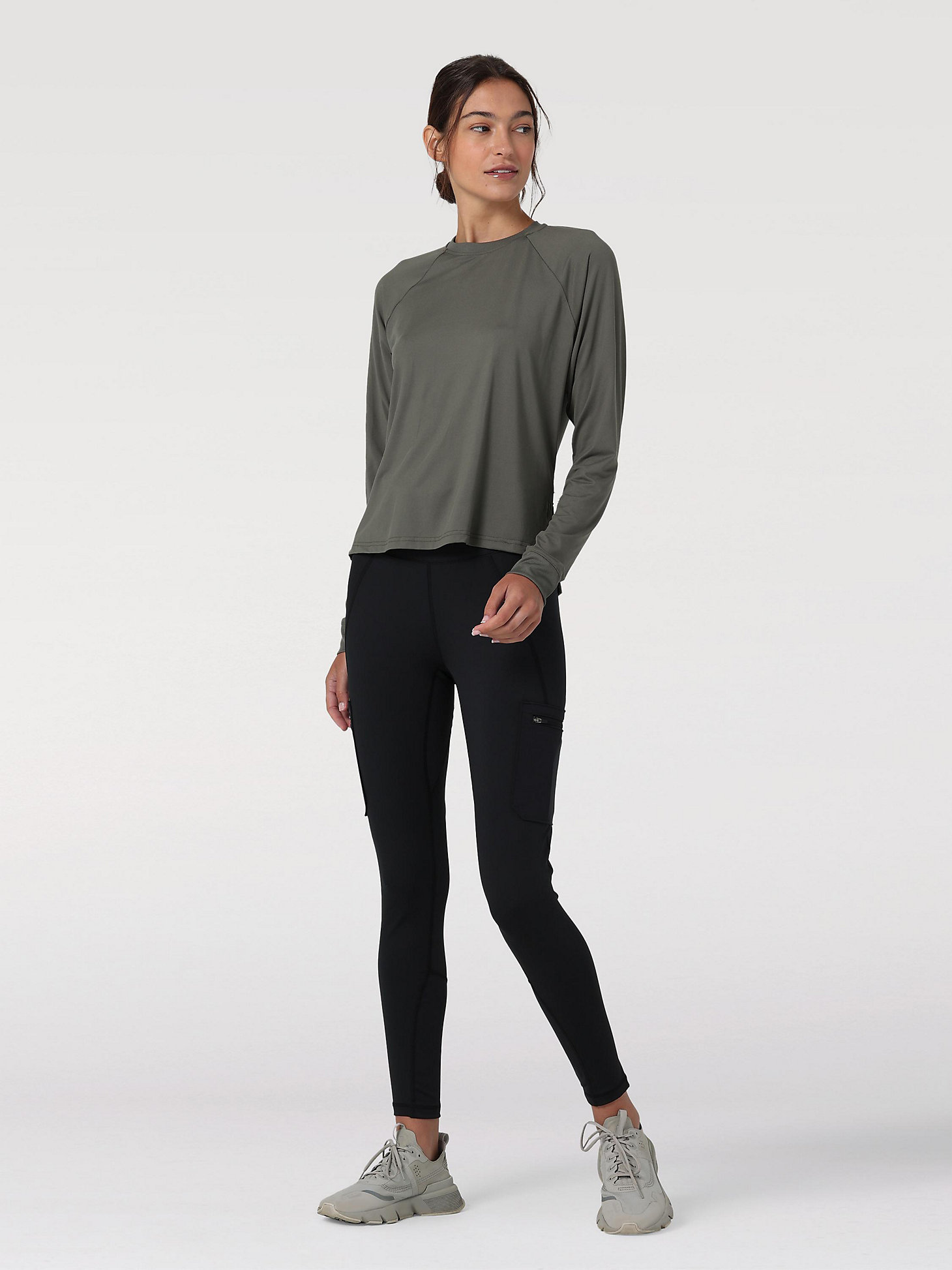 Long Sleeve Performance Tee in Dusty Olive alternative view 1