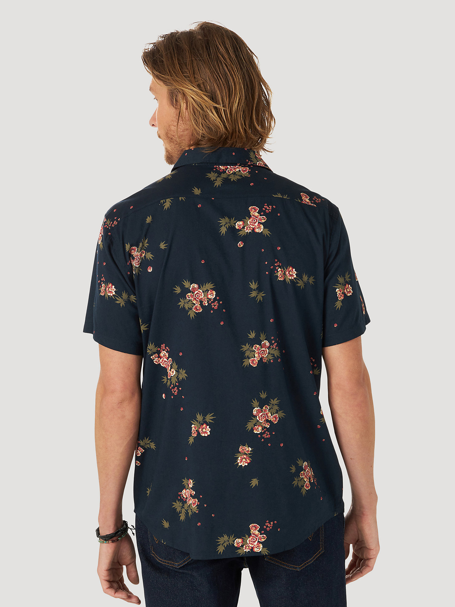 Billabong X Wrangler® Rose Garden Short Sleeve Shirt in Indigo alternative view 2
